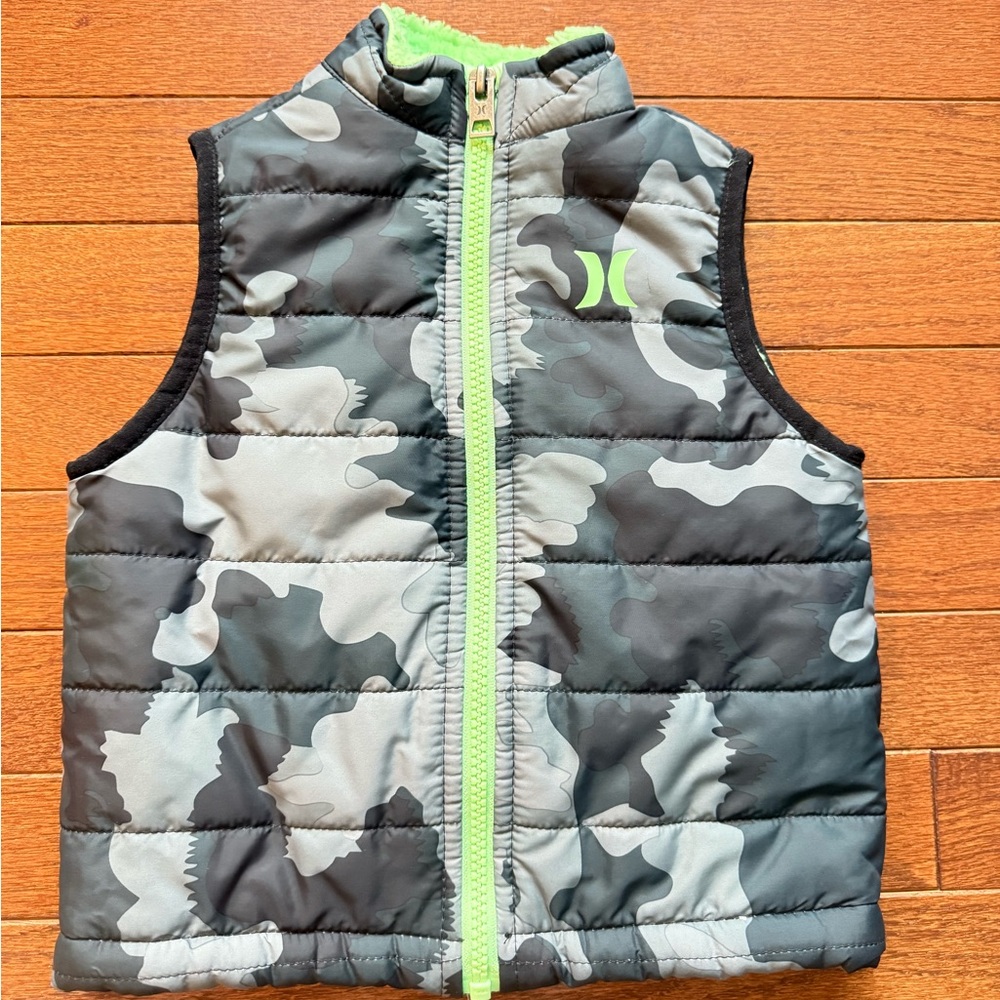 NWOT - Hurley Kids Camouflage Puffer Vest